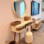 Axxis Beachfront Sea View شقة فندقية 3*