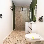 Axxis Beachfront Sea View Aparthotel Mamaia